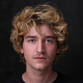 Max van Broek - Graduating Class 2025 IAF Schauspielschule